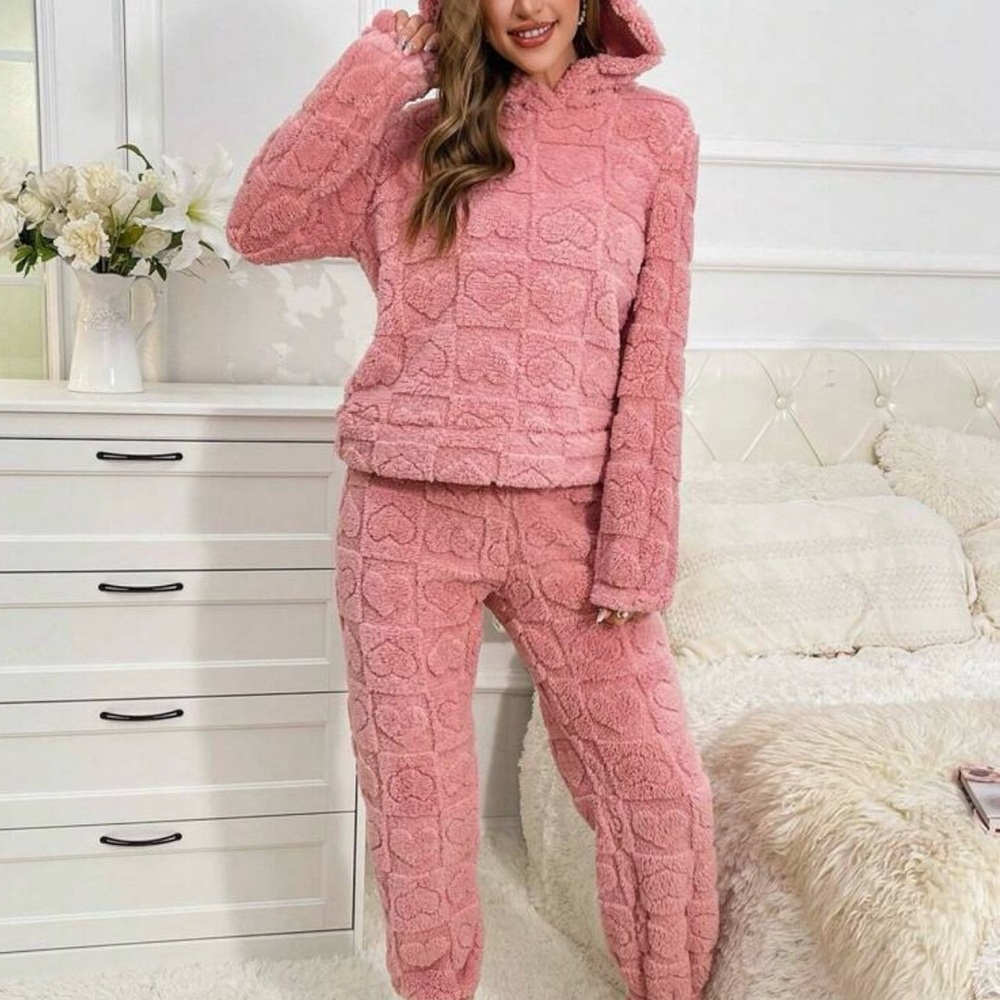 SHEIN Pink Heart Fleece Pajama Set